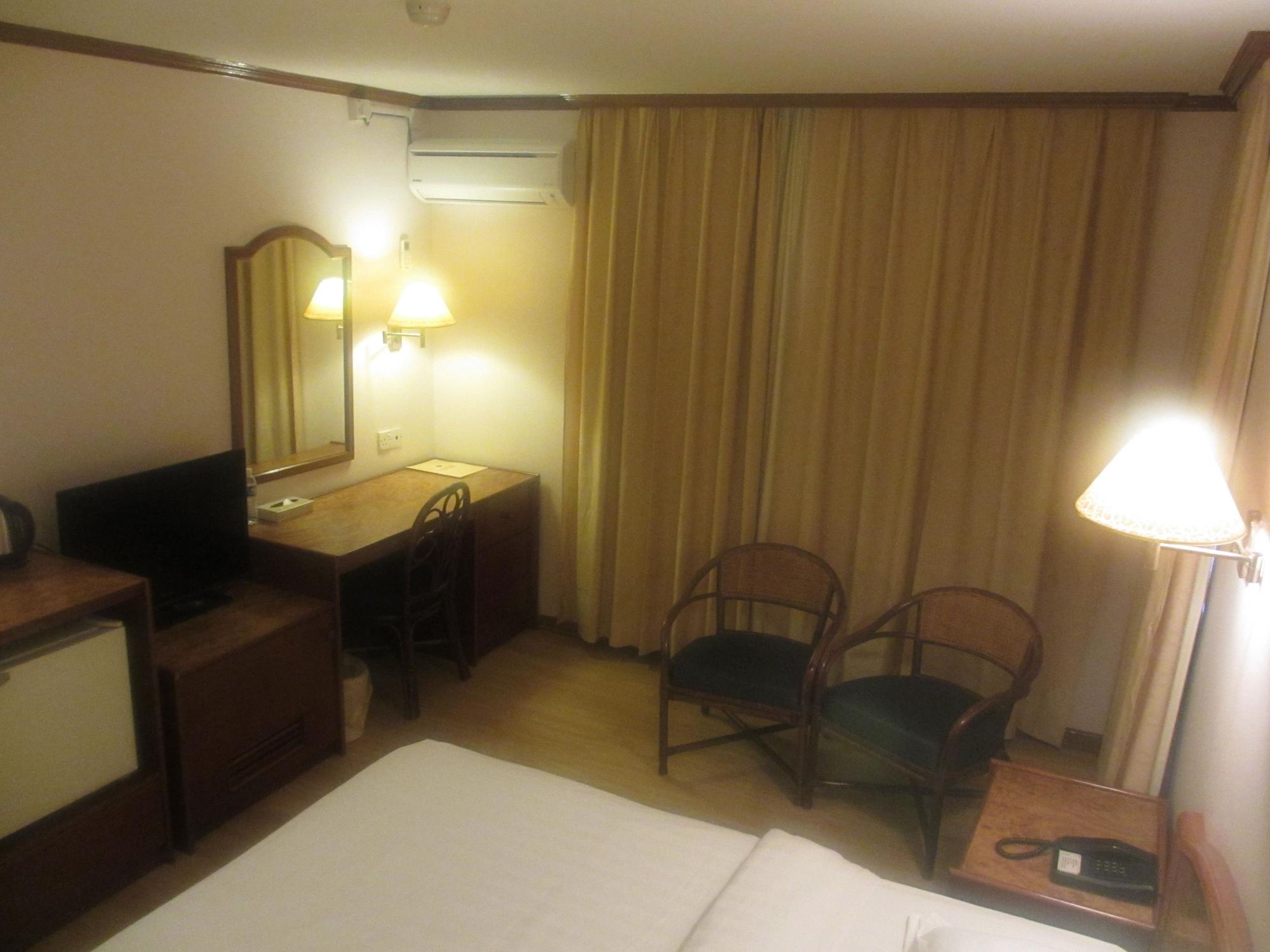 Sanbay Hotel Сандакан Екстер'єр фото