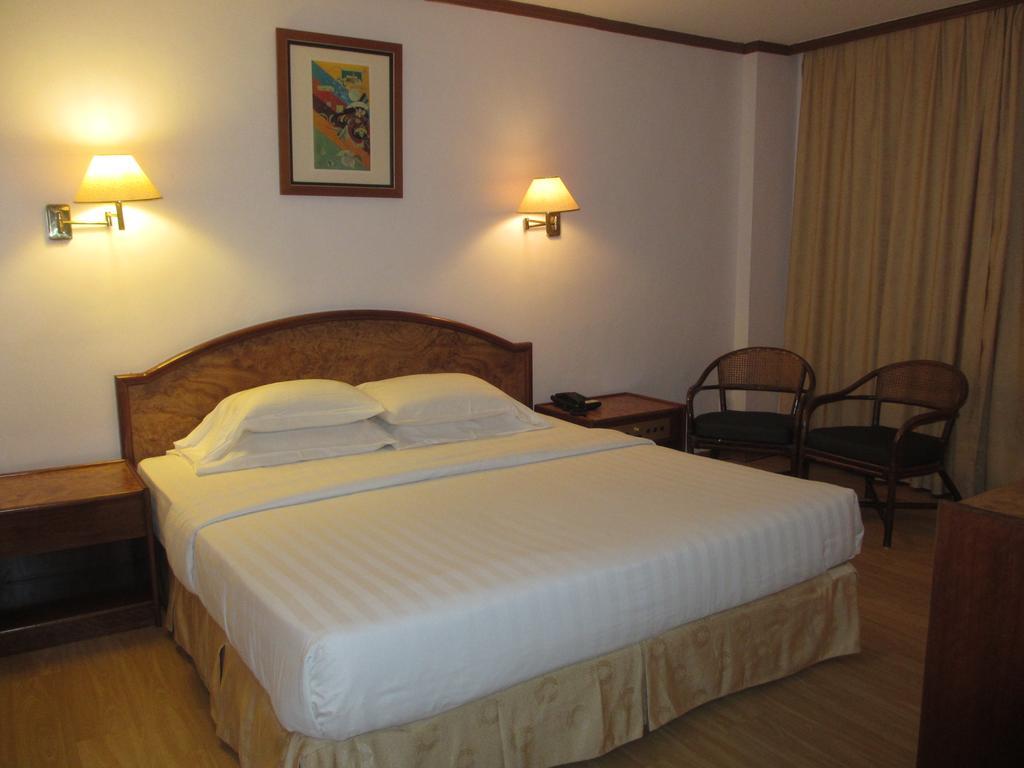 Sanbay Hotel Сандакан Екстер'єр фото